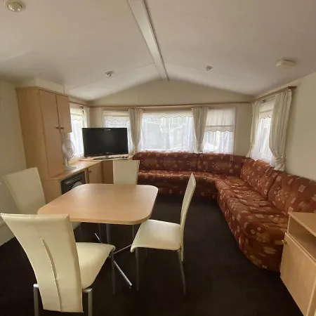 Blitz Blank Neue Messe Apartman *